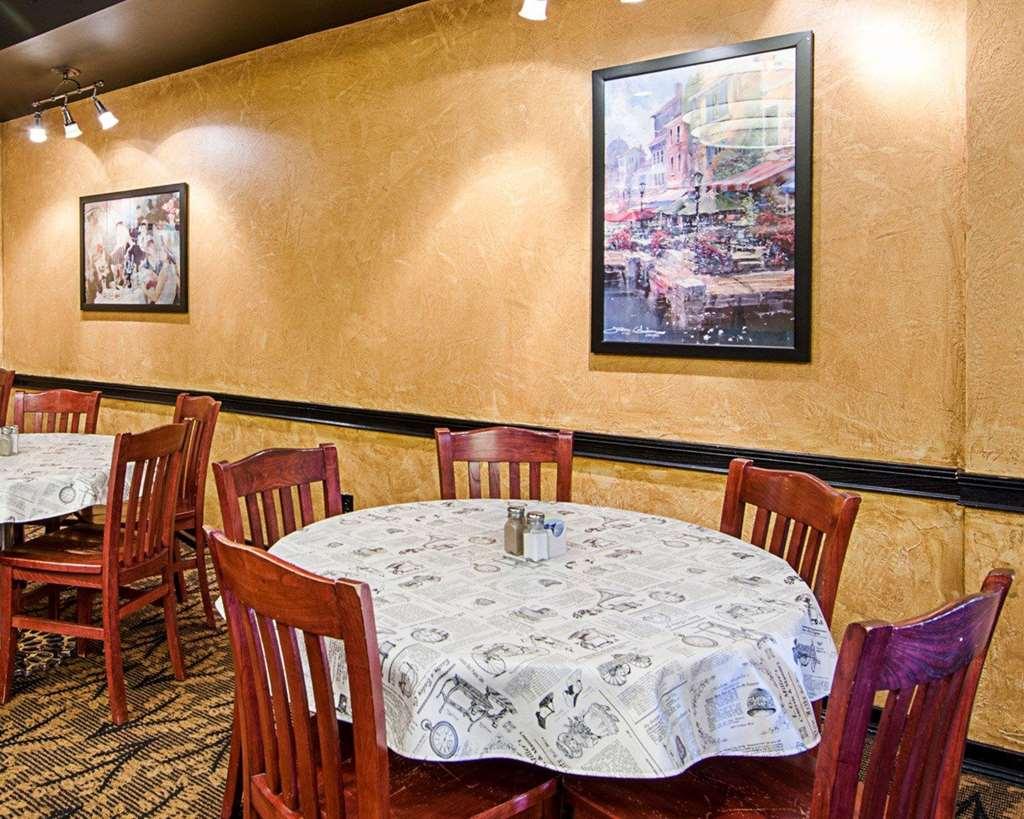 Quality Inn 刘易斯堡 餐厅 照片